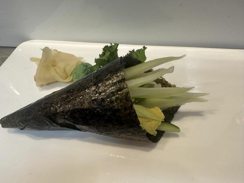 Cucumber & Avocado H Roll